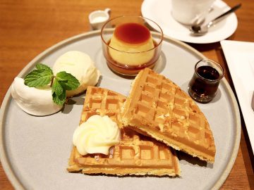 モロゾフファンは必食！ 『モロゾフ 神戸本店』で看板メニュー“ワッフルとプリン”を味わう楽しみ