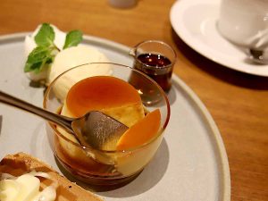 モロゾフに来たならプリンはやっぱり外せない