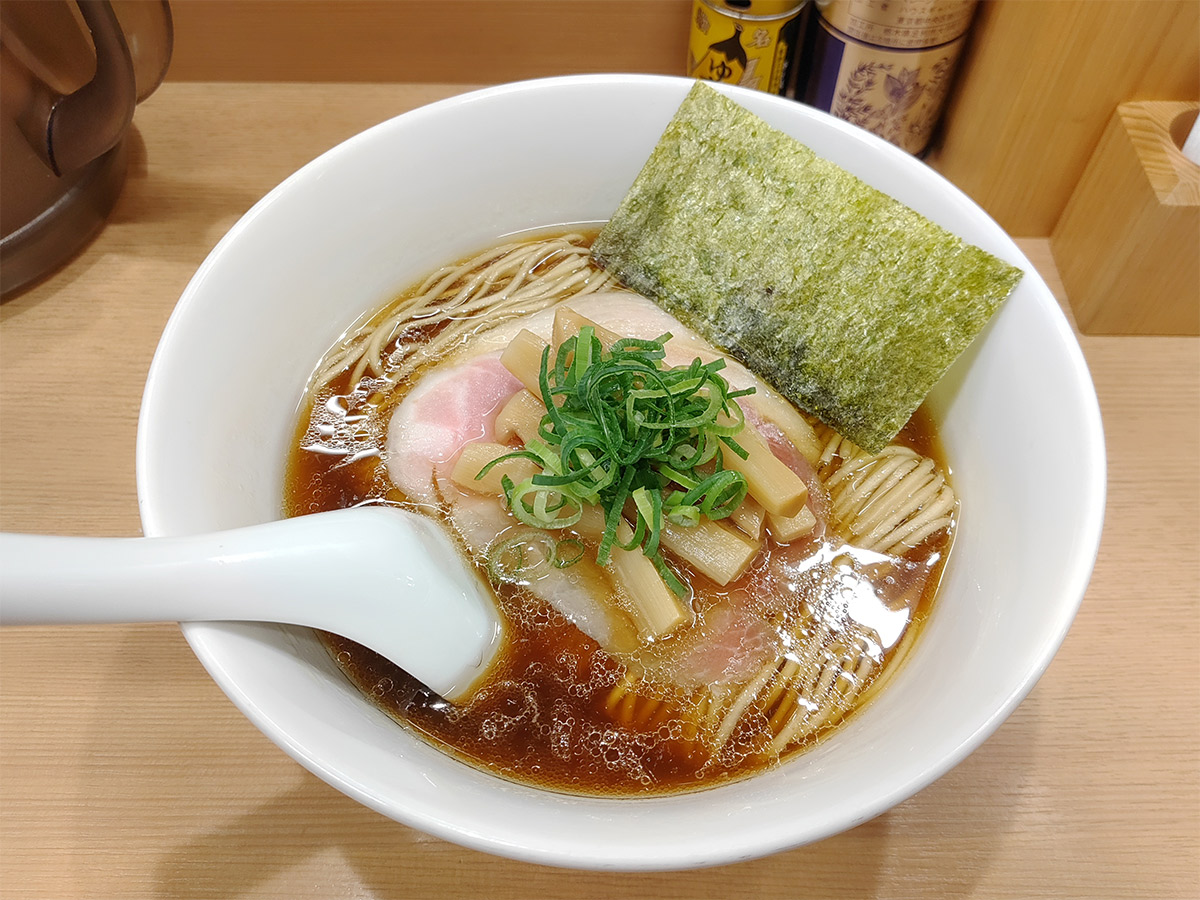 『中華蕎麦 たか乃』の「醤油らーめん」