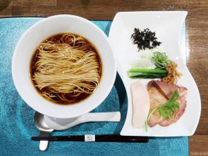 ラーメン官僚が教える静岡県の本当においしいラーメン店｜『Noodle Dishes粋蓮華』（焼津市）