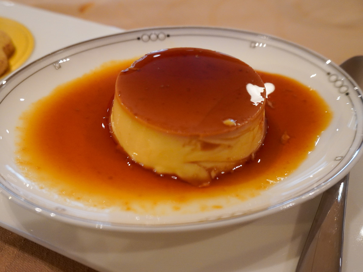 「オイスターソースのカラメルプリン」