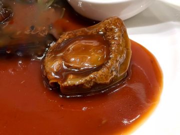 【香港グルメ旅】香港随一と名高い広東料理の名店『富臨飯店』で極上の鮑料理を食べてきた