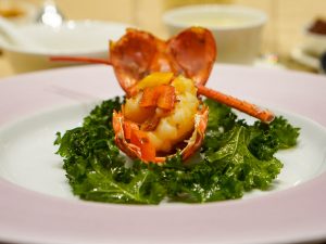 「伊勢海老のXO醤炒め」