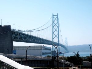 おなじみ、本州と淡路島を結ぶ明石海峡大橋