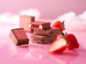 「ストロベリージュエリー プランタン」4個入 1,480円(税込み)※要冷蔵、個包装で箱入