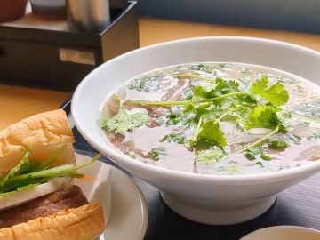 日暮里でベトナム屋台の味を思い出す。『KOIPHO（コイフォー）』の牛肉のブン