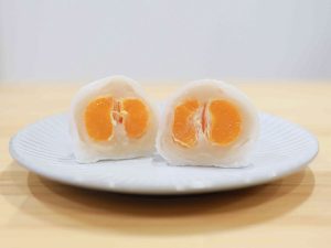 中に丸ごとみかんを発見！