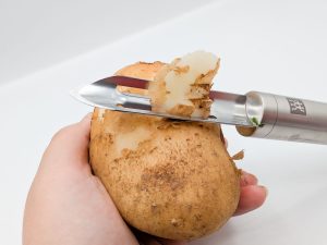 小回りが利くので、手が小さい人でも扱いやすい [食楽web]