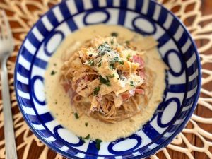 糖質0.5gの「低糖質麺 麺めん」（55g×2）1080円　※調理例 [食楽web]