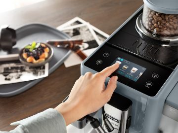 毎日のコーヒータイムがもっと充実する。デロンギの最新コーヒーマシン「リヴェリア」は何がすごいのか