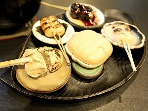 上品な甘みがプラスされた「炙り栗きんとん」