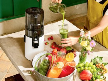 栄養満点のコールドプレスジュースが自宅で作れる。ヒューロムの最新ジューサーがスゴい理由