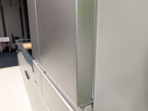 横から見てもすっきりしていて心地よい