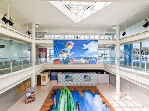 「鳥取砂丘コナン空港」。羽田空港から飛行機で1時間10分ほど。実は結構近い。