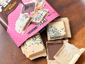 チョコサンドせんべい（160円）