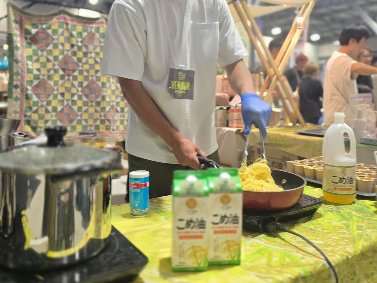 スモークしたこめ油、ニンニク、唐辛子というシンプルな材料でしっかり満足感ある一皿に