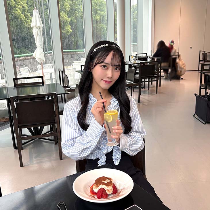 STU48 吉田彩良さん 白いカフェ 広島