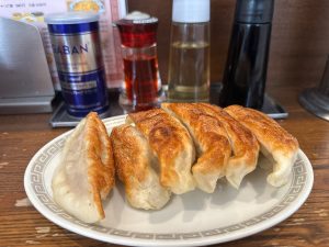 餃子6個700円