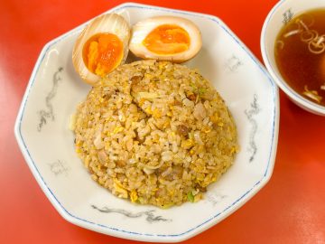東京のチャーハンマニアが激推しする神保町の町中華『成光』のチャーハンのすごさとは？
