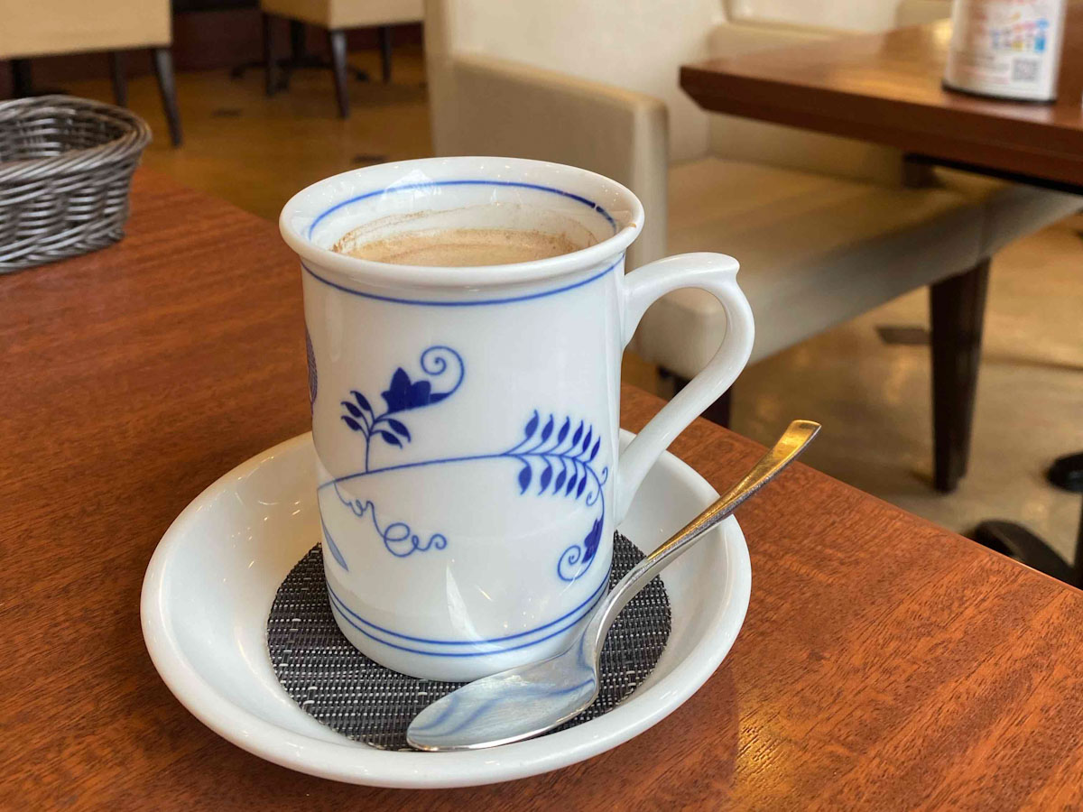 ラルゴ自慢のホットコーヒー