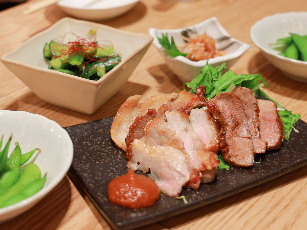 「薩摩錦ポークの3種部位焼き+辛味噌だれ」1000円