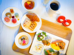 パン派もごはん派も大満足の朝ごはんで、1日を元気にスタートできますね。