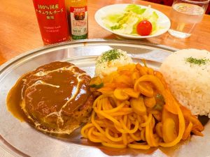 新宿で映画を見る前に。王道の喫茶メニューを昭和レトロな純喫茶『珈琲西武』で味わう