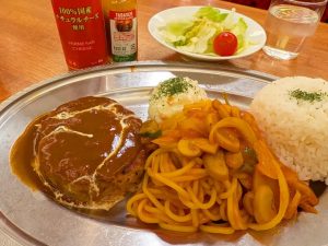 「デミハンバーグ＆ナポリタン コンボランチ」（1200円）