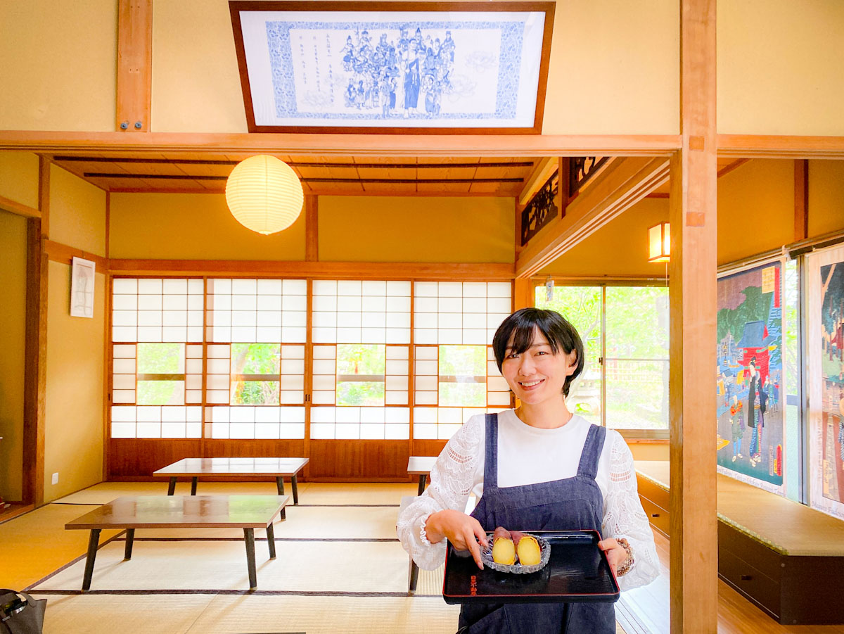 ねっとりと甘い“開運焼き芋”が話題!目黒不動尊門前の甘味処『滝見茶屋』の焼き芋に感動