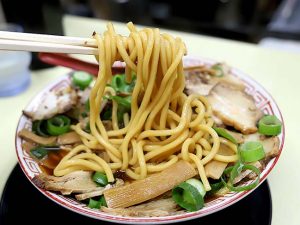 太麺好きにも刺さるラーメンなのが高井田系