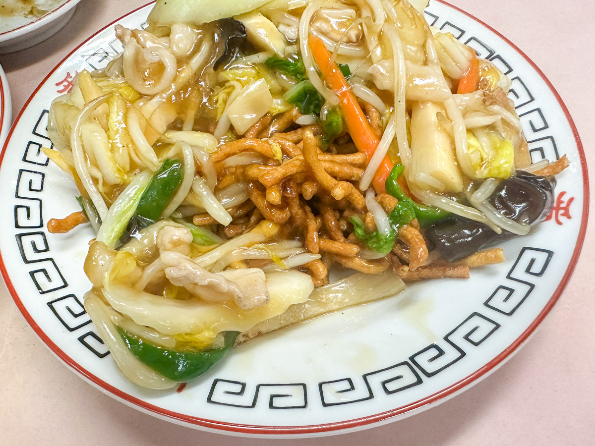 「カタヤキソバ」850円[食楽web]