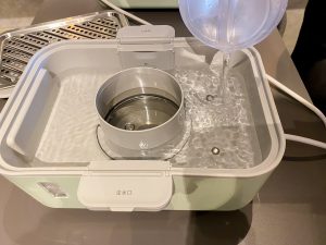 大容量タンクを搭載しているので、一度の給水で2時間以上の加熱が可能。