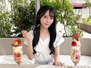 可愛くて美味しいパフェに挟まれる幸せ