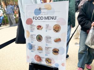 メニューは英語版の他、日本語表記のものもあります
