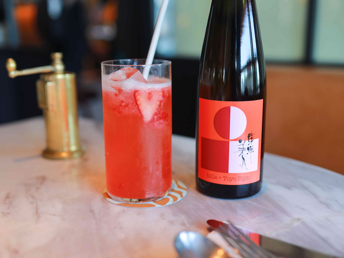 『澄川酒造場』(山口県)がbillsのために仕込んだ「bills house 日本酒」をベースにした「サケ ロッシーニ」