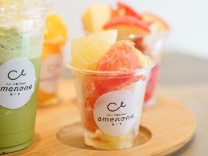 【鎌倉の注目店】SNSでも人気！懐かしいのに新しい『amenone』で味わいたいフルーツ飴は？