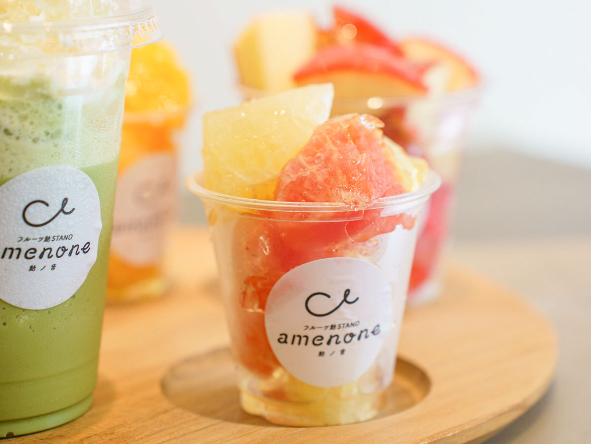 【鎌倉の注目店】SNSでも人気!懐かしいのに新しい『amenone』で味わいたいフルーツ飴は?