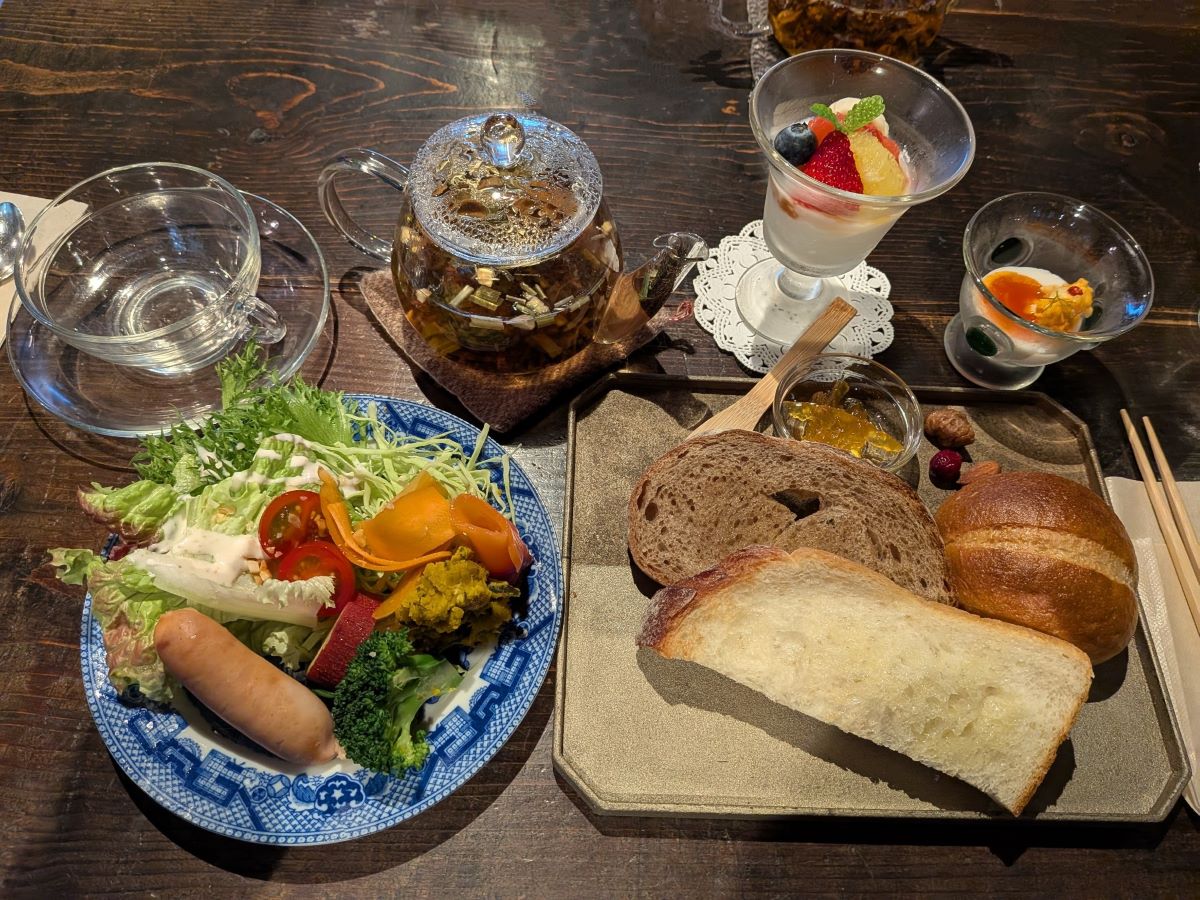 土日祝限定のモーニングセット1760円
