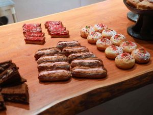 話題を呼びそうな生ドーナツも [食楽web]