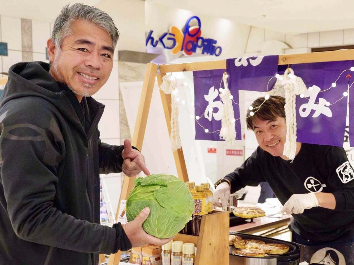 冷凍だからいつでも手軽に！泉佐野産キャベツ×名店監修の本場の味を、お取り寄せで