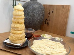 玉ねぎ生産量日本一の北見ならではのメニュー「北見玉ねぎのてっぺんひやむぎ」