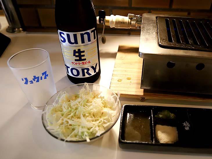 瓶ビール680円+お通し500円