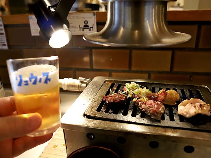 朝の6時とは思えない朝焼き肉