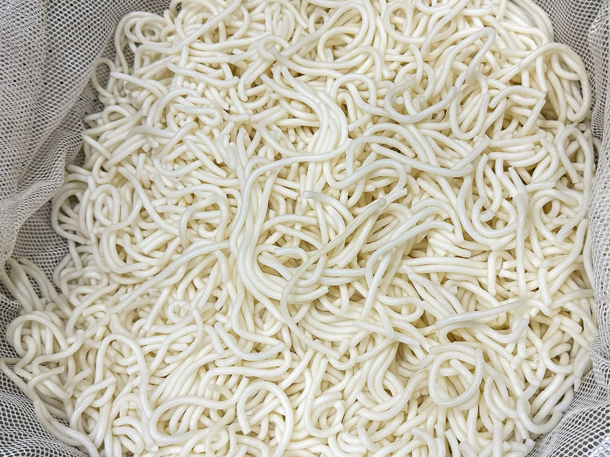 これがお米由来の麺、米台目です