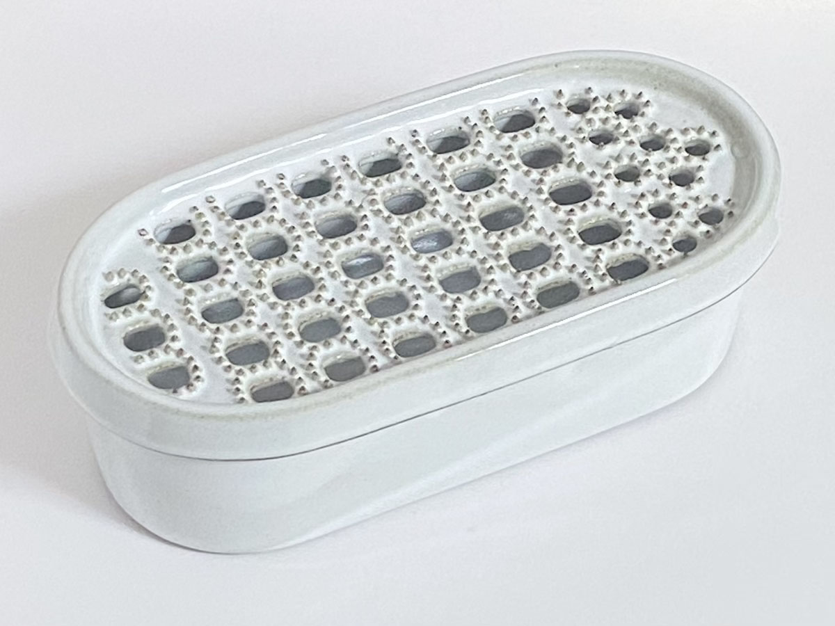 「鬼おろし器」2640円（購入先による）