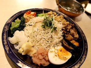 ゆで卵などの定番のほかにここでしか見たことない副菜もさまざま
