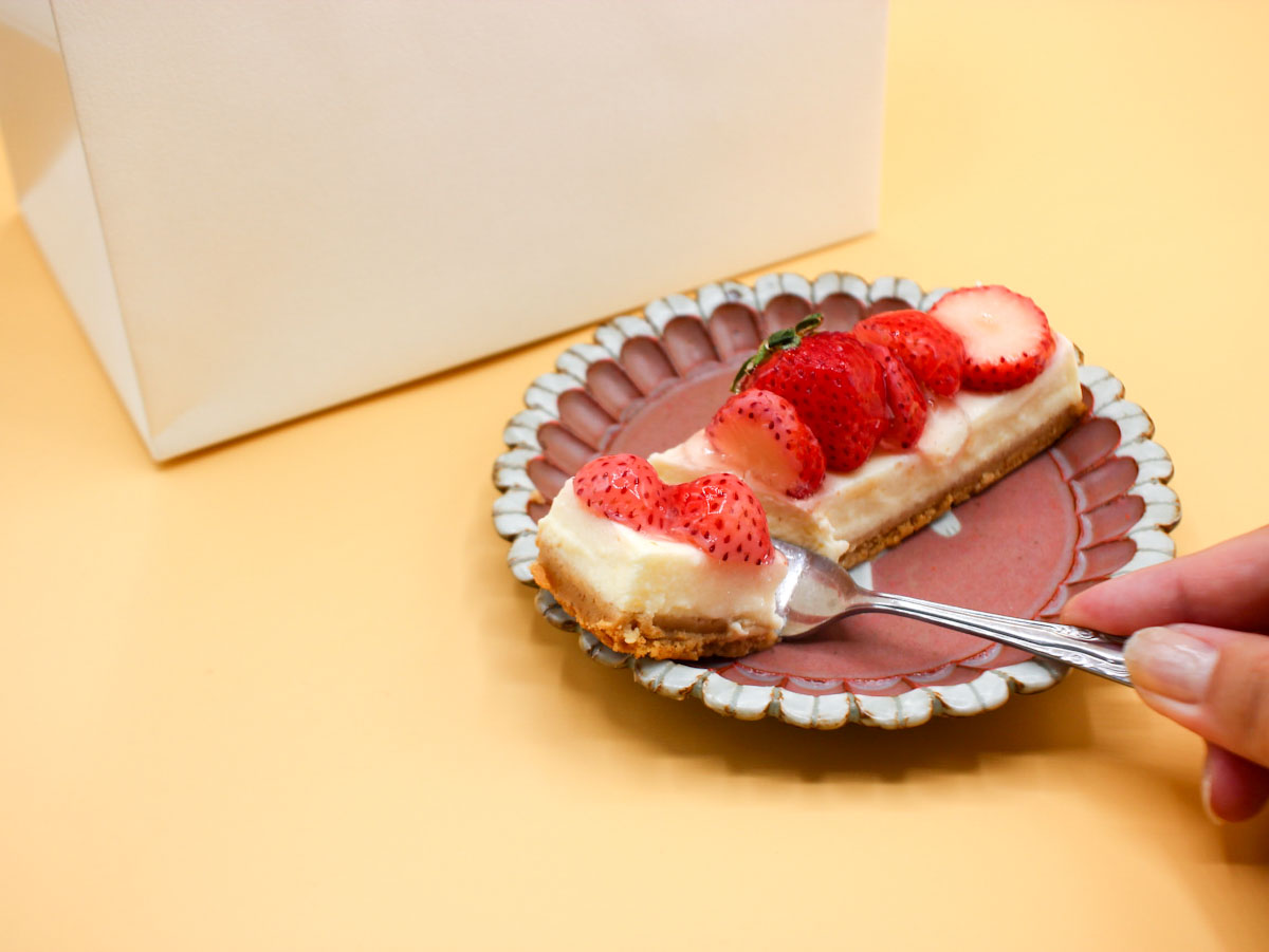 一番人気の「いちごレアチーズバー」