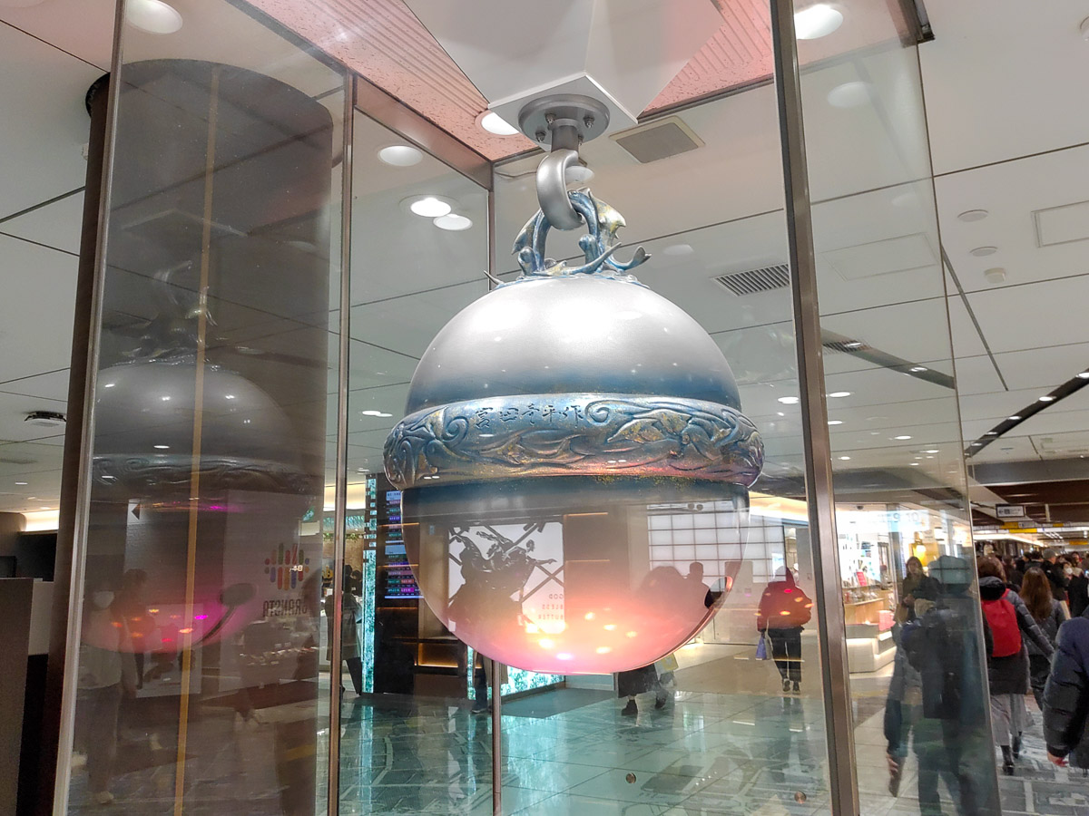 東京駅の待ち合わせ場所の定番・銀の鈴[食楽web]