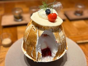 中からロゼスパークリングストロベリージャムがお目見え