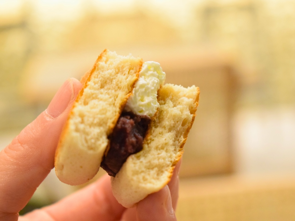 生地とあんこ、バタークリームを一緒に味わって [食楽web]